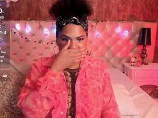 larajonnesx webcam model stream image