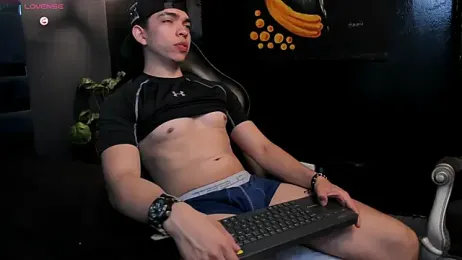 Eryonbradley webcam model stream image