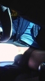 uzun webcam model stream image