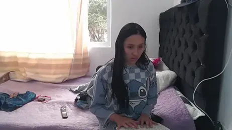 Kitty_and_jake webcam model stream image