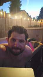 Str8PrtyGuyBend webcam model stream image