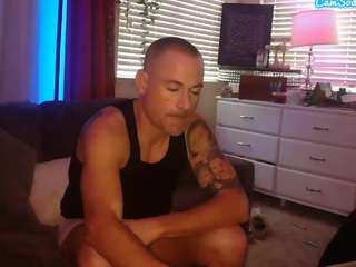 showingoff402 webcam model stream image