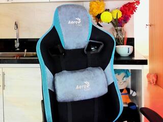 Titan Jones webcam model stream image