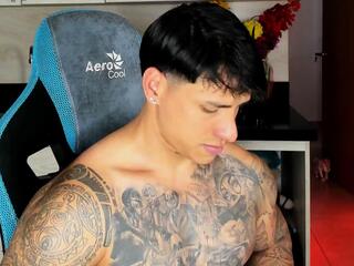 Titan Jones webcam model stream image