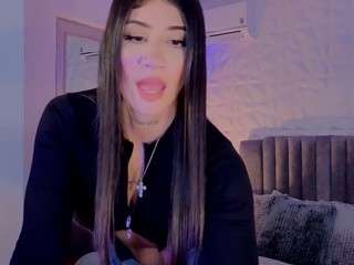 briannasalinas webcam camsoda model stream image