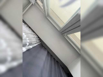 -Hennessy- webcam model stream image