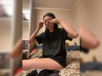 MilaBels webcam model stream image