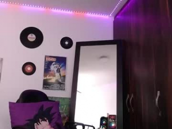 cristin_moon webcam model stream image