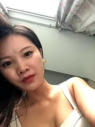 Mile-m webcam model stream image