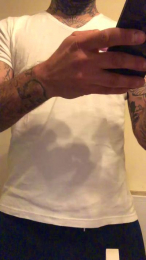 Hotmonstro webcam model stream image