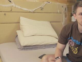 Ethan Pinkman webcam model stream image