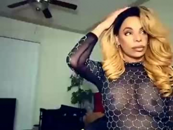 sashastrokes webcam model stream image