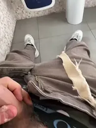 Gleison-23 webcam model stream image