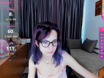 MiniLussiya webcam bongacams model stream image