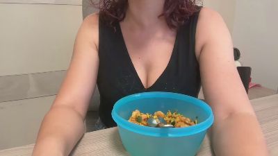 girlinoffice webcam model stream image