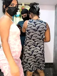 Family02 webcam model stream image