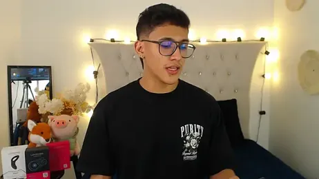 SalvadorFit webcam model stream image