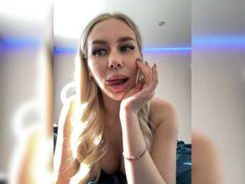 Lovensesgirl webcam bongacams model stream image