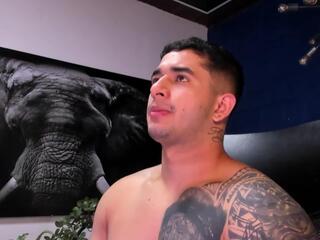 Angel Falconer webcam model stream image