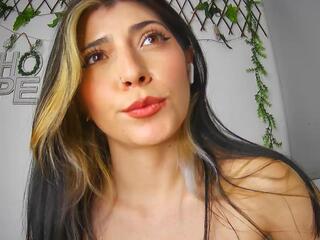 Aria Rosh webcam flirt4free model stream image