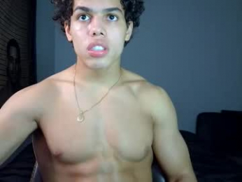 itstarzan webcam model stream image