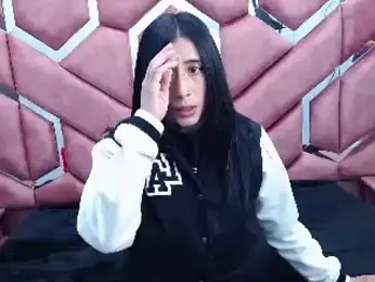 Nairobi_Skinny_ webcam model stream image