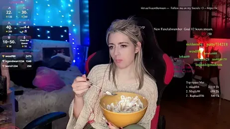 Lisaonthemoon webcam model stream image