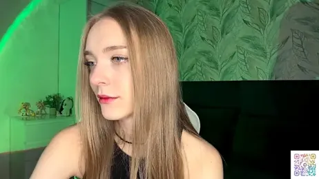 EvaPeace webcam stripchat model stream image