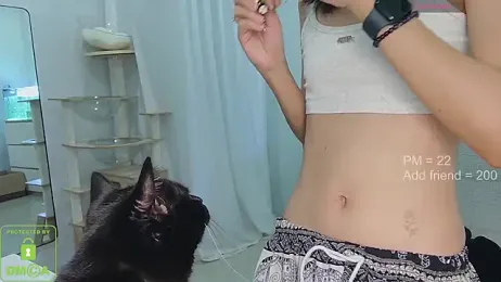 littlemiilk webcam model stream image