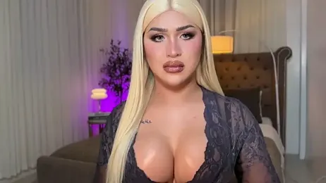 Your_Majesty_Tyra webcam model stream image