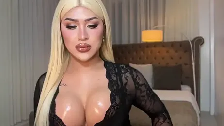 Your_Majesty_Tyra webcam model stream image