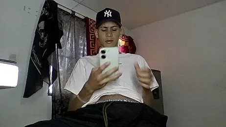 sam_hottt webcam model stream image