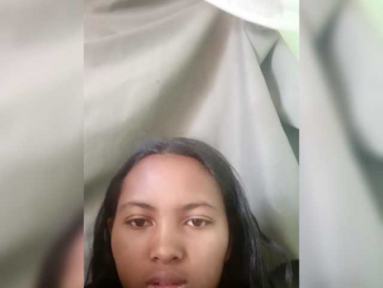 Murielle-1 webcam model stream image