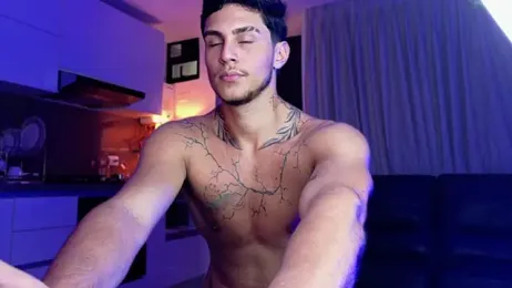 LeoCavalli_ webcam model stream image