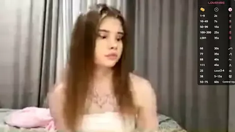 CarolinePepper webcam model stream image