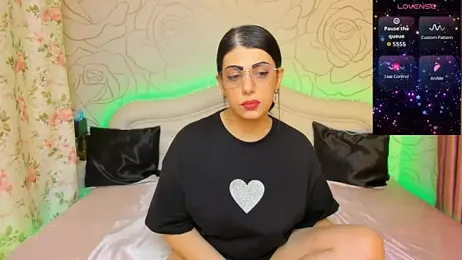 Elizabettalee webcam stripchat model stream image