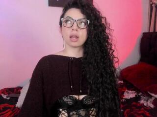 Lilith Blade webcam model stream image