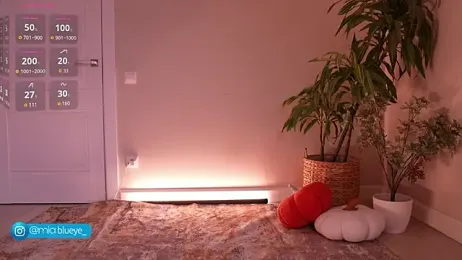 Miablueye webcam stripchat model stream image