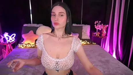 JuicyRina webcam model stream image