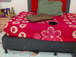 miawhithee webcam model stream image