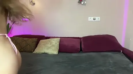 kellyvenous webcam model stream image
