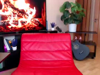 mommymila webcam model stream image