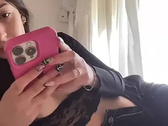 Freyjababy webcam model stream image