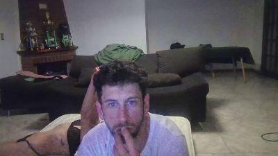 Milcanciones webcam model stream image