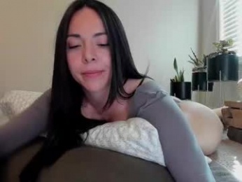 valerysquirt_19 webcam model stream image