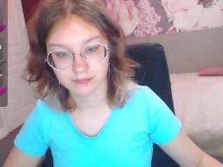 angelinalow webcam model stream image