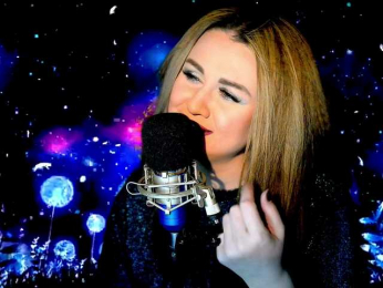 Meskhimusic webcam model stream image