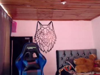pupi_wolf webcam model stream image