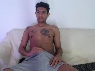 Emiliano Hott webcam model stream image