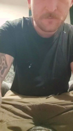 Mooooustache webcam model stream image